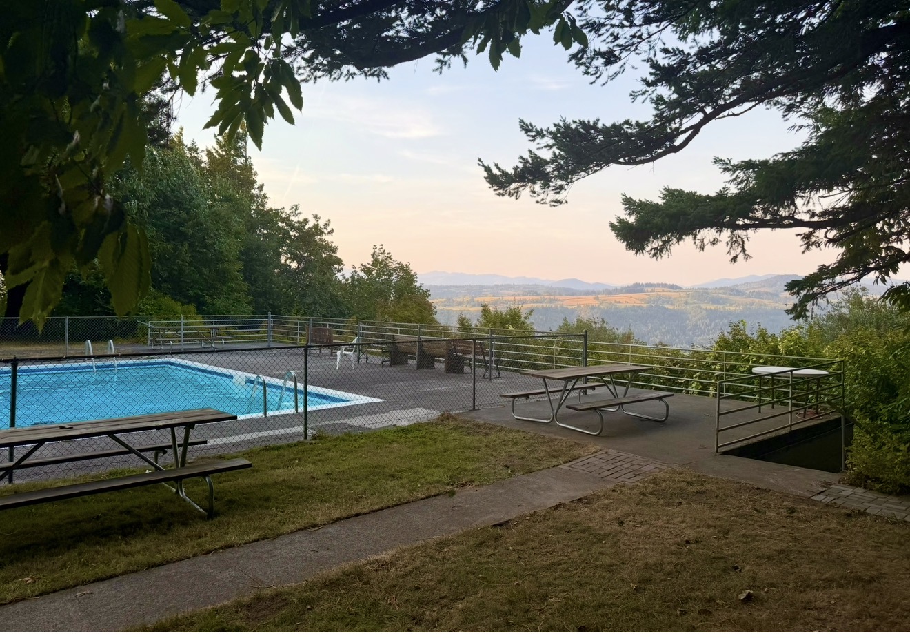 Outdoor pool and patio overlooking the Columbia Gorge at Menucha